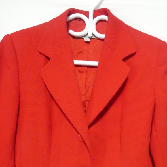 ESSENCE By THEME | small | Red Waffle Knit Textured Blazer | Faux Pockets - Picture 4 of 16